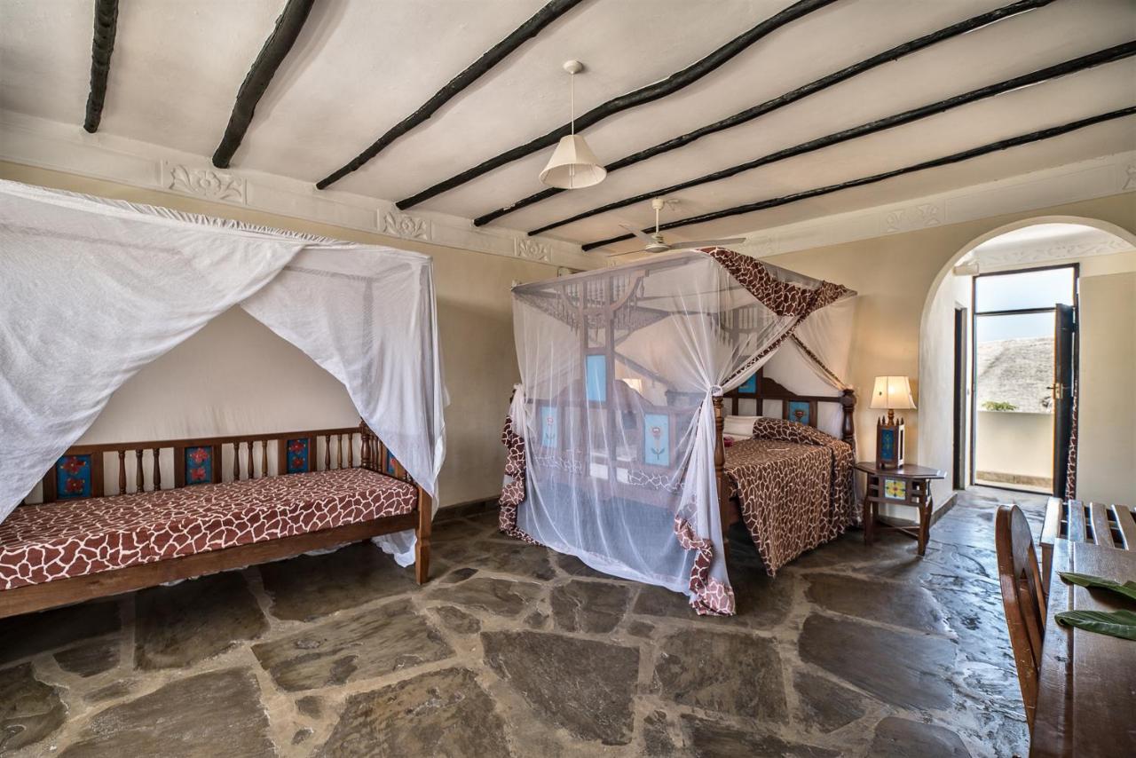 Jacaranda Beach Resort Watamu Ngoại thất bức ảnh