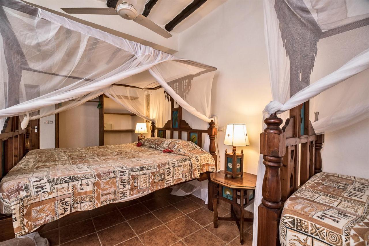 Jacaranda Beach Resort Watamu Ngoại thất bức ảnh