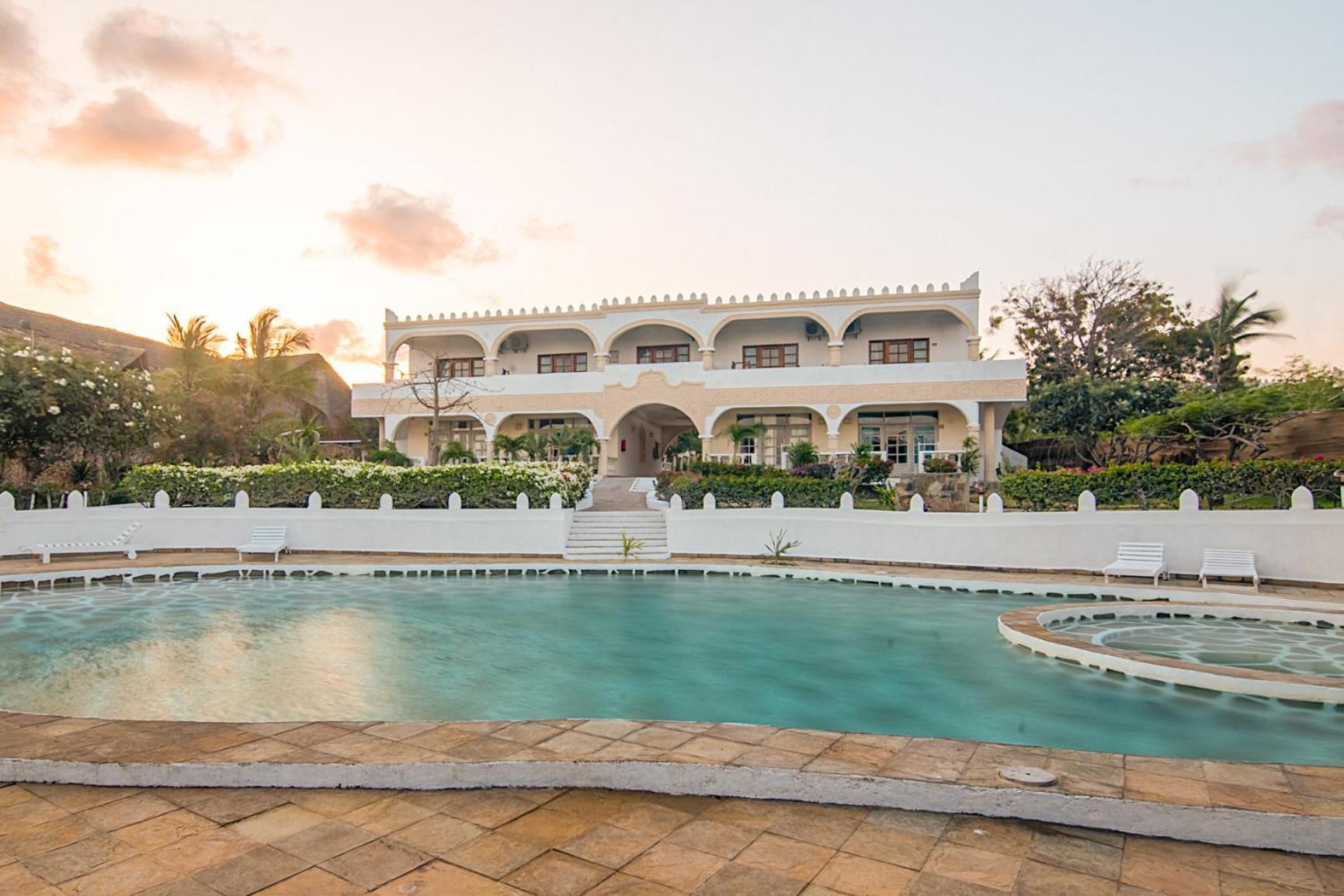 Jacaranda Beach Resort Watamu Ngoại thất bức ảnh